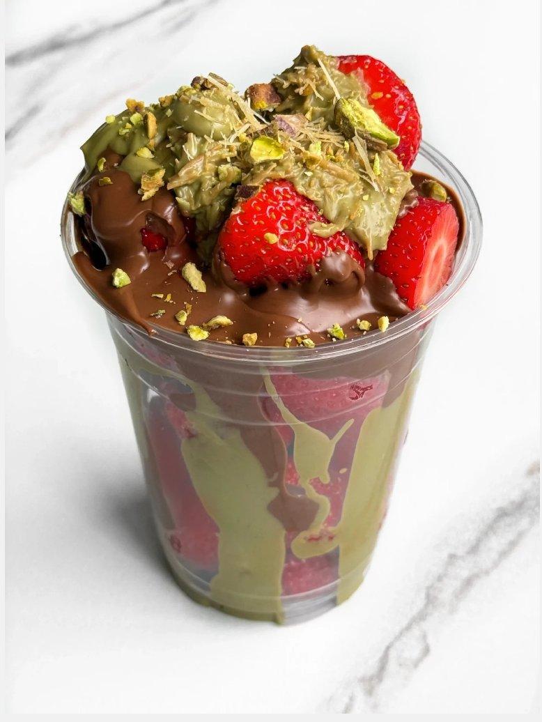 Strawberry Dubai Chocolate